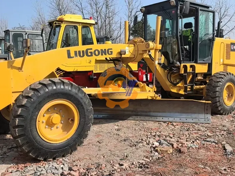 LiuGong CLG4200 motor grader working on a construction site