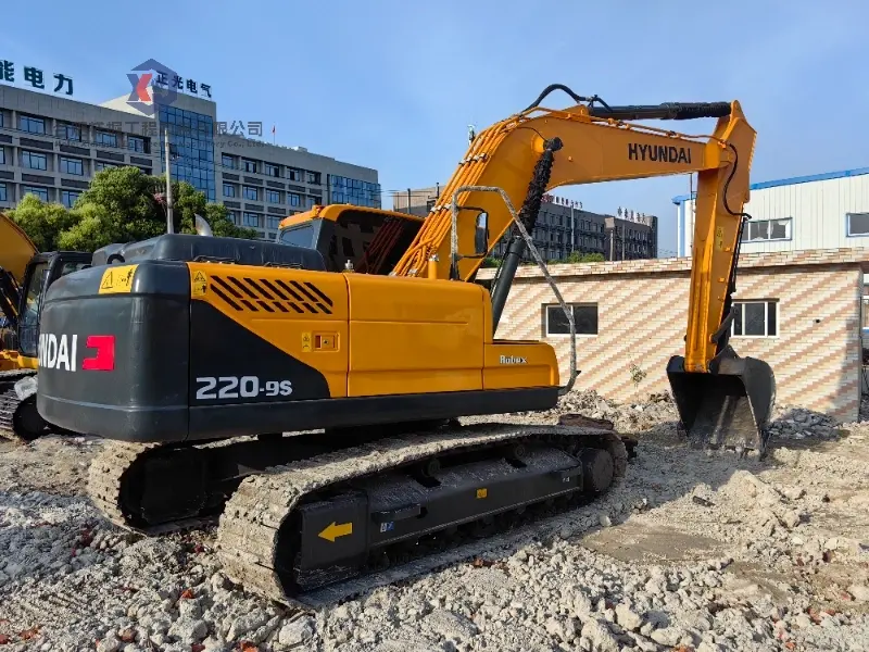 Used Hyundai 220 Excavators