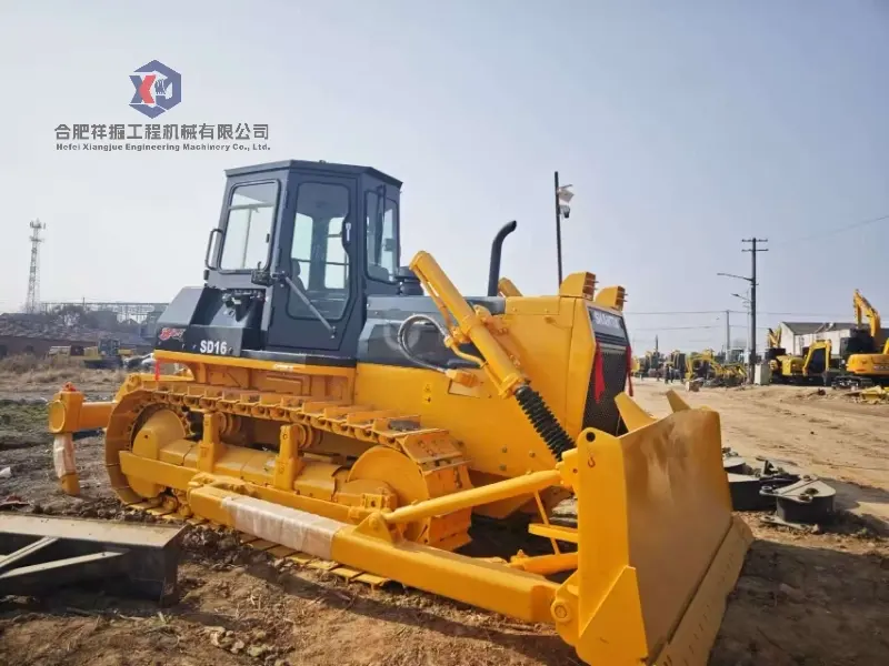 Bulldozer Shantui SD16 d'occasion