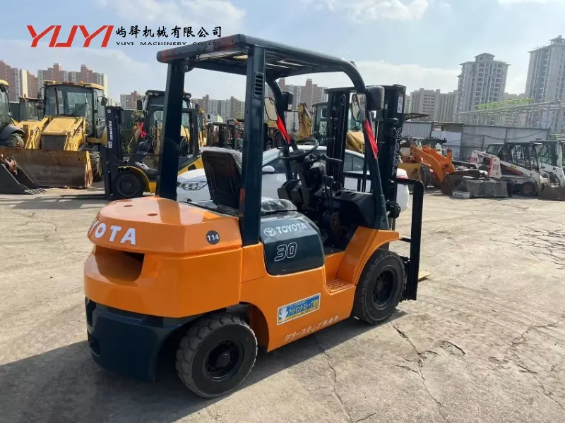 Used Diesel Engine 3t Forklift