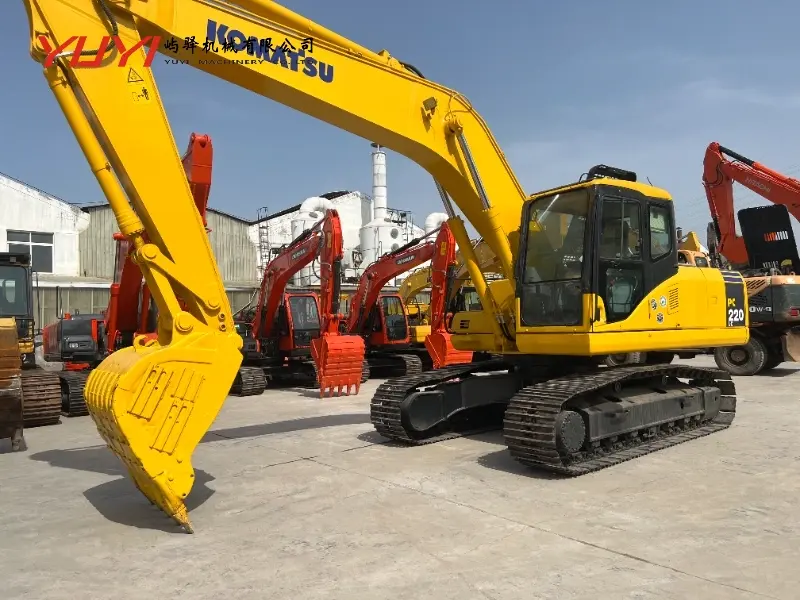 Original Japan Used Komats PC220 Hydraulic Crawler Excavator Construction Machinery Komats PC220-8 PC200 PC300 Excavators for Sale