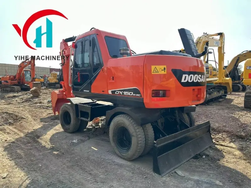 Durable Equipment Doosan DX150W Used Excavator Low Price