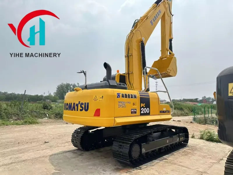 Hot Komatsu PC200-8 Used Medium Hydraulic Excavator Durable Equipment Supplier Solution