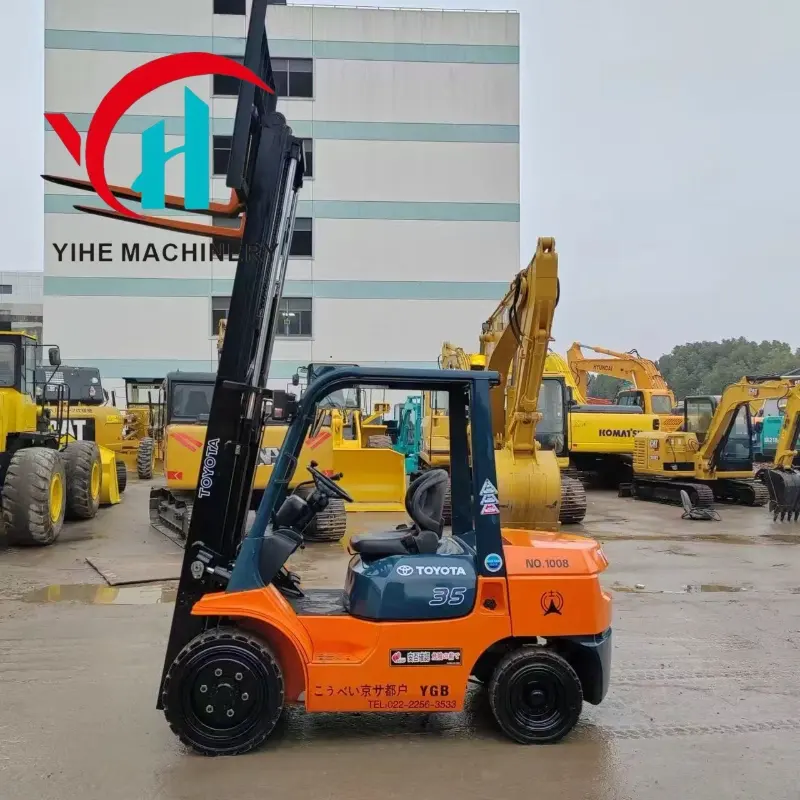 Second Hand TOYOTA FD35 Medium Forklift Supply