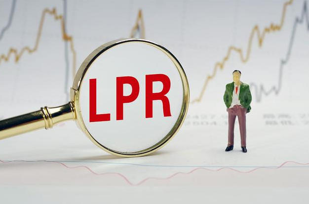 The Cost Changes and Countermeasures of Large Equipment Transportation under the Resonance of High Interest Rates and Oil Prices