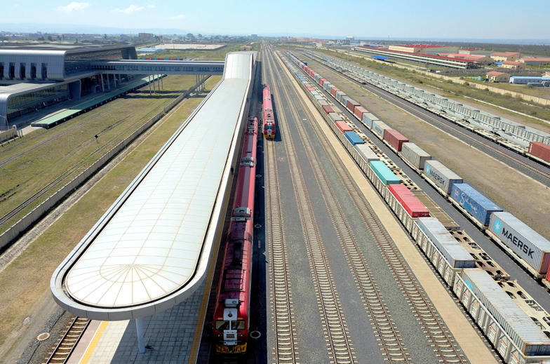 The commencement of the second phase of the Nairobi-Mombasa Railway strengthens the corridor and enables the efficient cross-border circulation of large engineering equipment