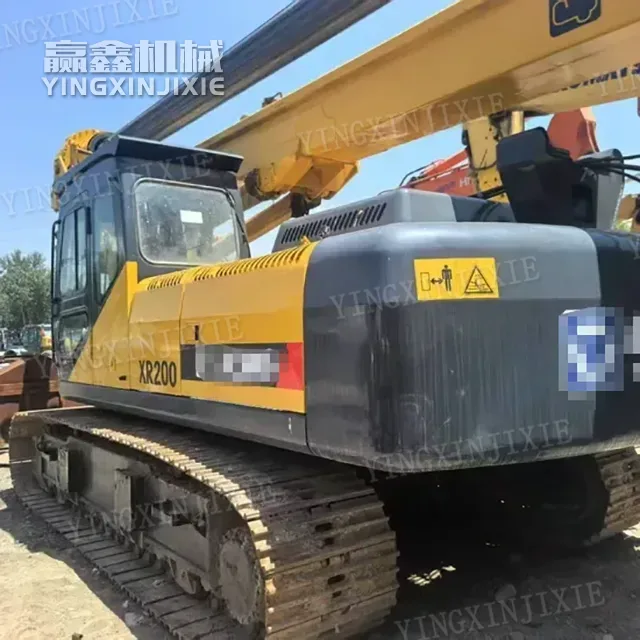 Máy khoan xoay XCMG XR200E có tốc độ thi công nhanh.