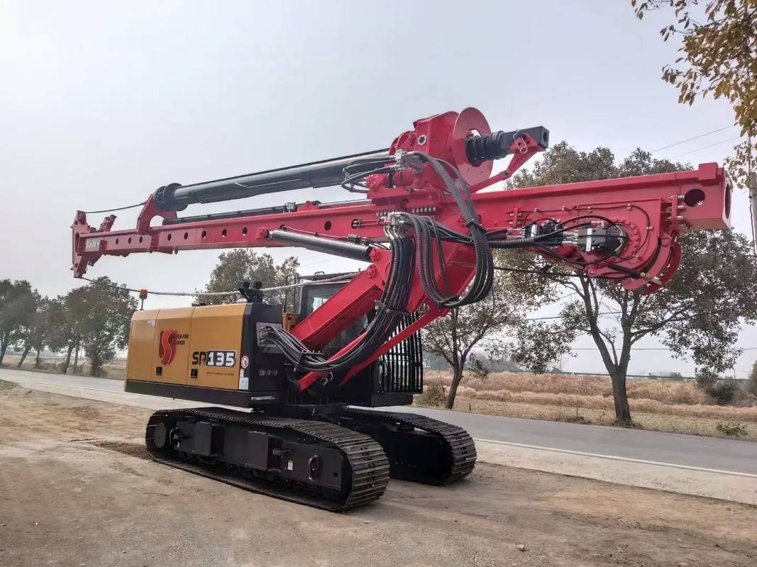 Aspectos clave de la construcción invernal para plataformas de perforación rotatoria: puesta en marcha a bajas temperaturas y medidas de protección anticongelante.
