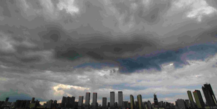 Climate Cooperation Advancement: Changes and Opportunities in Shipping Logistics of Large-Scale Equipment Under the Transition to Clean Energy