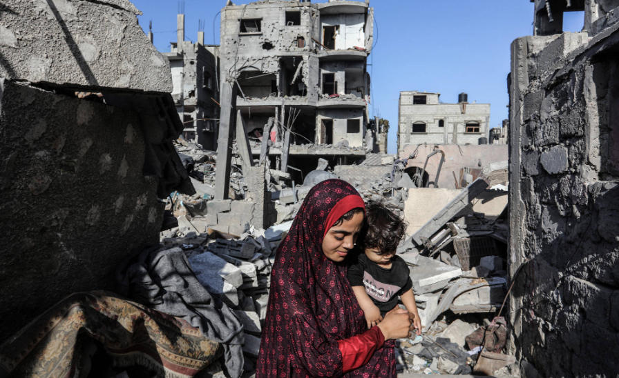 Конфликт спровоцировал тройной дефицит поставок, нанеся системный удар по глобальным перевозкам и логистике крупной строительной техники.