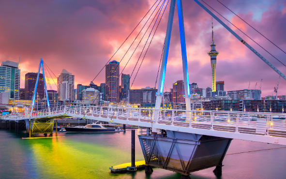 Strait Shipping Under Pressure amid Restructured Fuel Landscape, Cross-border Logistics of Large Pile Foundation Equipment Faces Ripple Changes