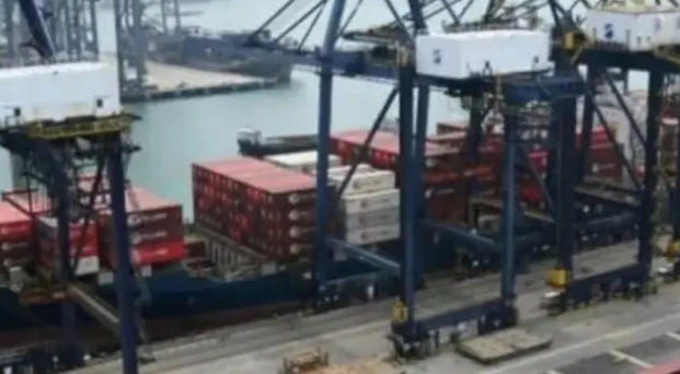 The Strait of Hormuz launches a toll-based navigation model, reshaping cross-border logistics costs for large pile foundation components