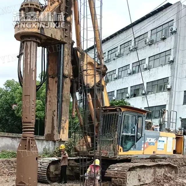 High torque deep pile XCMG XR200E Rotary Drilling Rig
