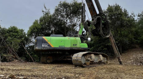 Thông số kỹ thuật vận hành an toàn cho việc chống lật và chống sụp đổ trong cấu trúc giàn khoan quay.