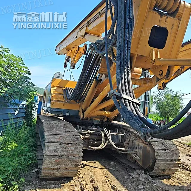Độ thẳng đứng cao của giàn khoan xoay XCMG XR280D tạo lỗ.