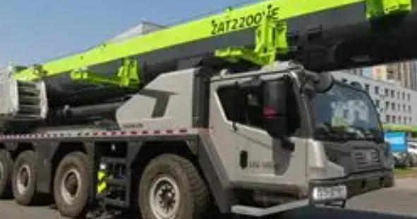 Análise do princípio de funcionamento dos guindastes: a lógica operacional de todo o processo, do içamento ao manuseio.