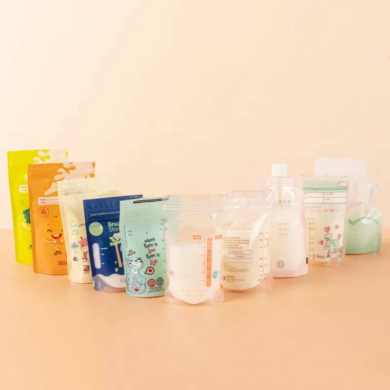 Medical Grade Standard Safety Breastmilk Bags，Various types of breastmilk bags on display