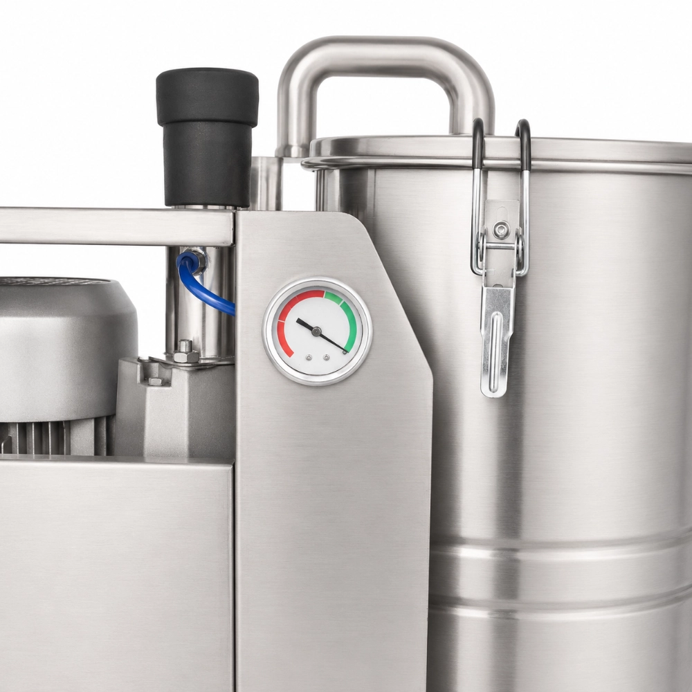 ZY-G1 industrial vacuum cleaner pressure gauge and stainless steel tank latch detail view
