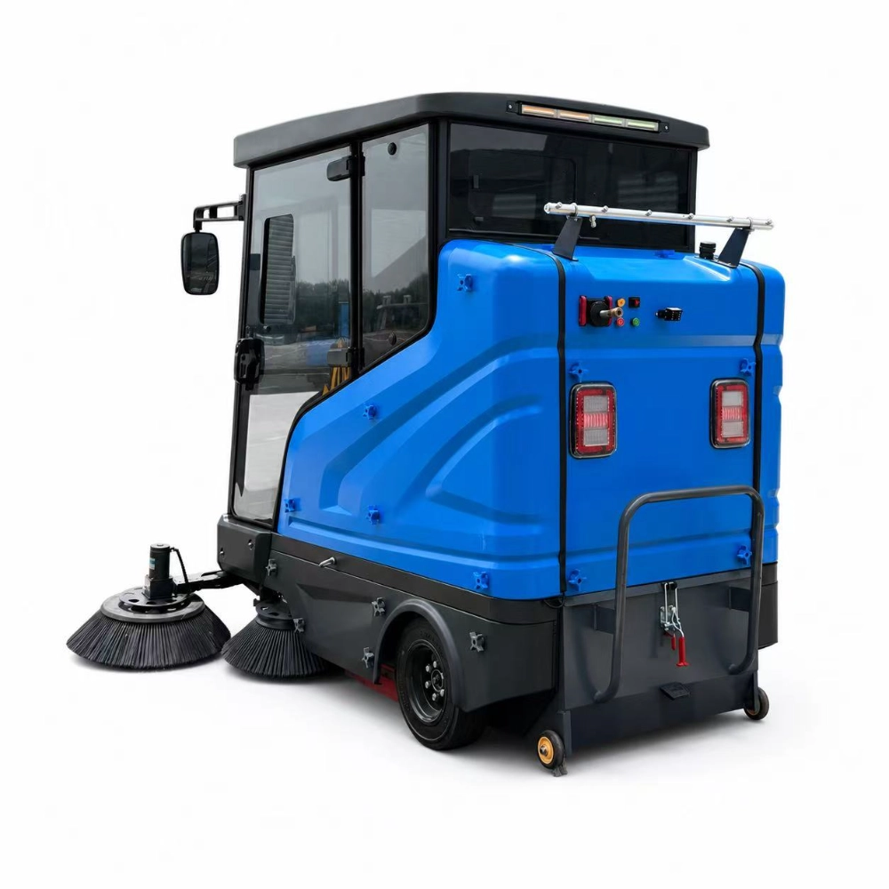 ZY-H80 fully enclosed cabin ride on road sweeper rear right oblique view, 2.3m industrial outdoor street sweeping machine with rear control panel, tail lights and high-pressure water gun, commercial sanitation equipment for Europe South America Southeast Asia