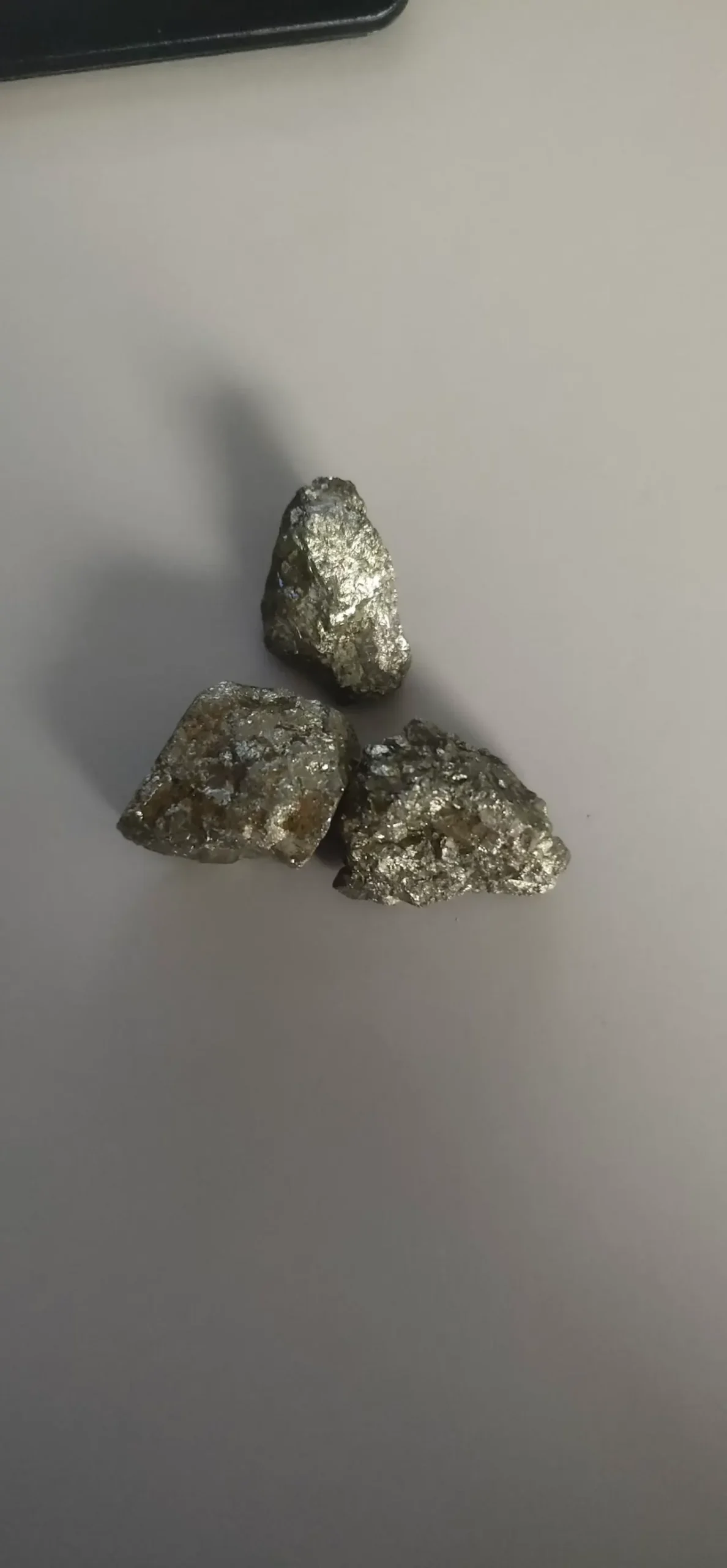 5-10cm pyrite
