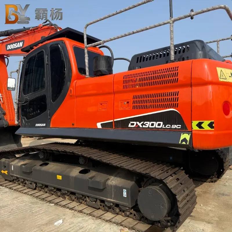Durable Second Hand Doosan 300 Hydraulic Excavator Large Machine Low Price