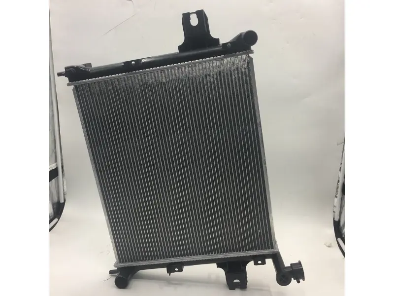 GM COMMANDER BASE V6 3. 7L 06-07 MT Radiator 55116849AB Engine cooling