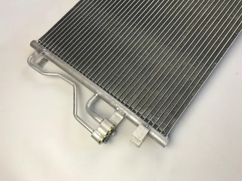 AC KONDENSER HYUNDAI ix35 976062S501 otomotiv parçaları