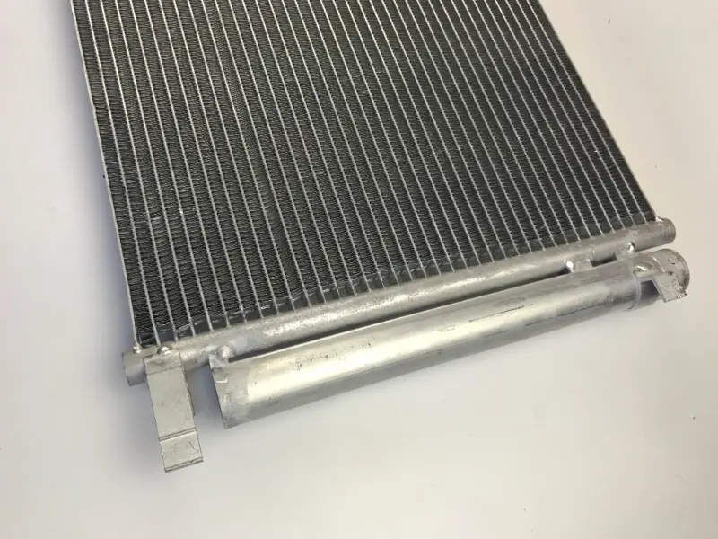 AC KONDENSER HYUNDAI ix35 976062S501 otomotiv parçaları