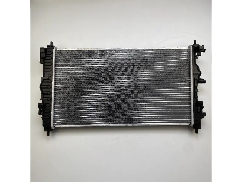 GM CRUZE 1.8L L41.4L I4 TURBO 09- AT Radiator 130030613311079 Automotive parts