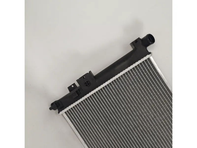 GM TERRAZA CX V6 3.5L 05-06 AT Radiator 10310318 قطع غيار المركبات