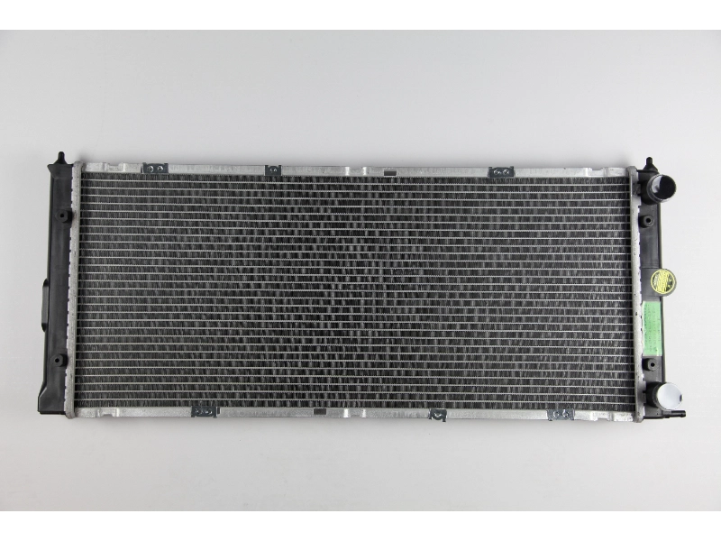 مشعاع ماركة فولكس فاجن كارات إستيت 32B 1.8 83-88 MT 321121251AJ قطع غيار المركبات