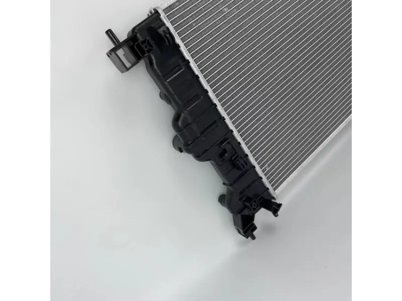 GM AVE0 1. 6V 11- MT Radiator 9531603095460095 Vehicle parts
