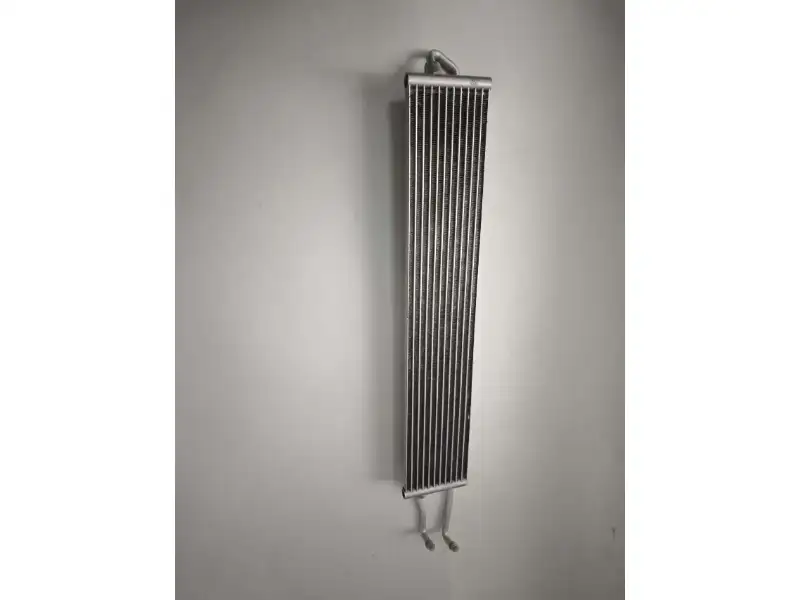 مبرد زيت عالي الأداء لسيارة بورش باناميرا 971317020B مورد قطع غيار السيارات