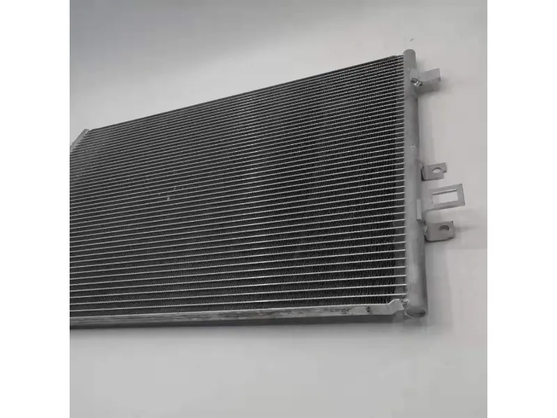 مكثف تكييف الهواء لسيارة دودج فريمونت 68085784AA في قطع الغيار