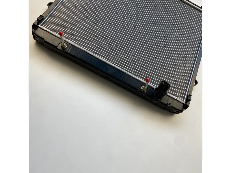 Toyota LANDCRUISER 5. 7L V8 AT Radiator 1640050380 Car parts