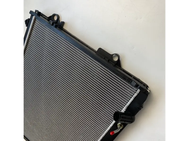 Toyota LANDCRUISER 5. 7L V8 AT Radiator 1640050380 Car parts