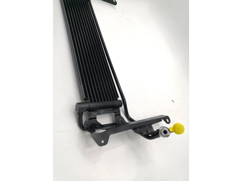 Yeni gelen Yağ Soğutucu Volkswagen Şanzıman Tiguan Mk1 OEM 5N0317019C otomobil parçaları satılık