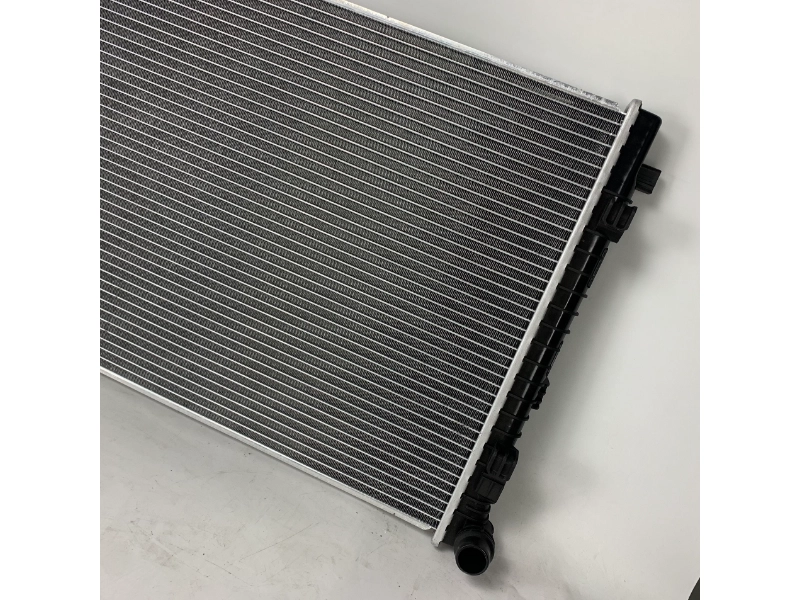 New arrival brazed Volkswagen Aluminum Radiator TIGUAN MT 5Q0121251EN price Vehicle parts