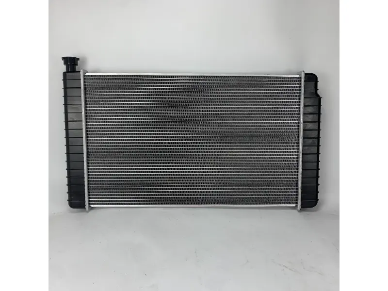 Radiador GM C1500 BASE V6 4.3L 96-97 AT 30587730089188 Repuestos para automóviles