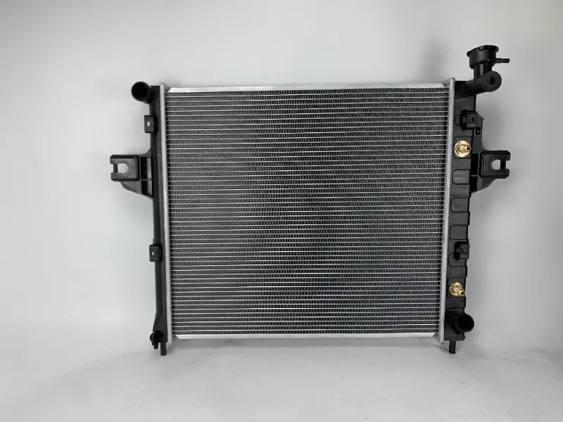 GM GRAND CHEROKEE LAREDO V8 4. 7L 99-00 AT Radiator 52079425AE Car parts