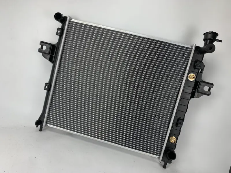 GM GRAND CHEROKEE LAREDO V8 4. 7L 99-00 AT Radiator 52079425AE Car parts