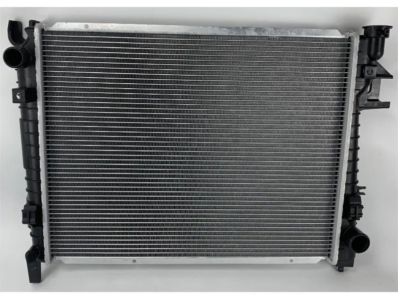 GM RAM 1500 ST V6 3.7L 04-08 MT Radiator 52028830AF تبريد المحرك