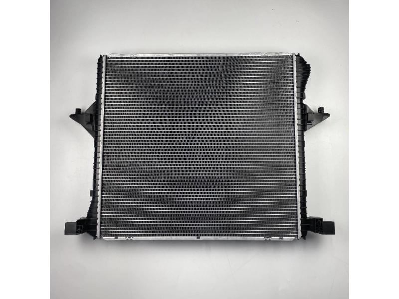 Güçlü Volkswagen Radyatör AMAROK 2H 2.0 TDI 10- MT 2H0121253A araç parçaları