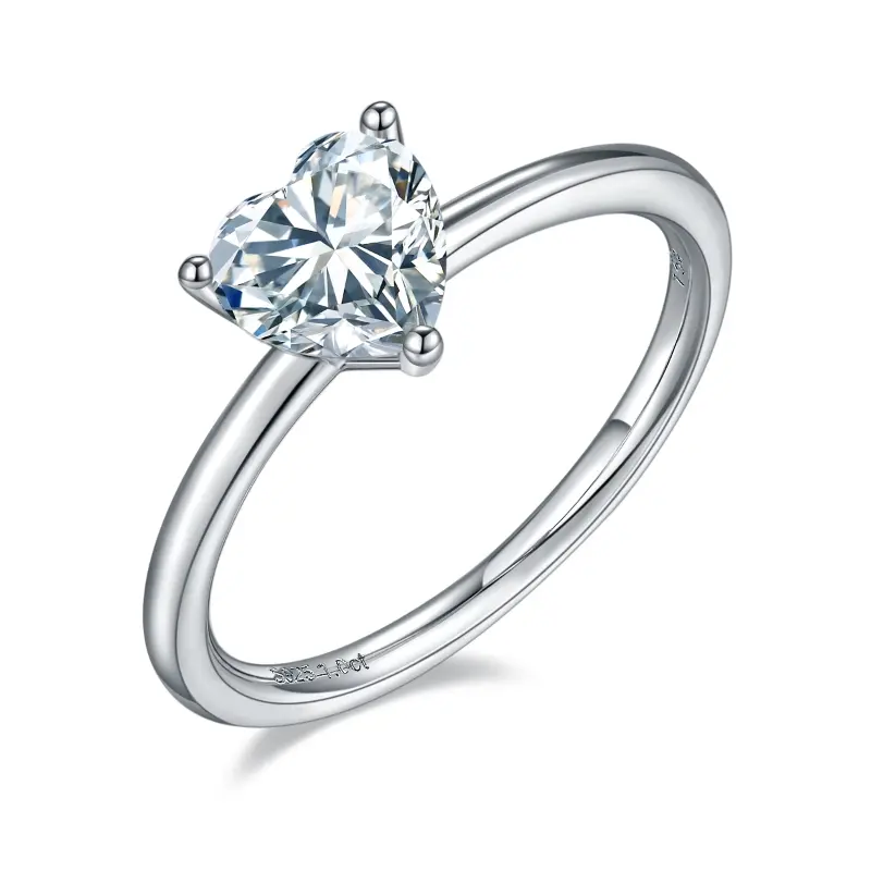 Classic heart S925 moissanite ring