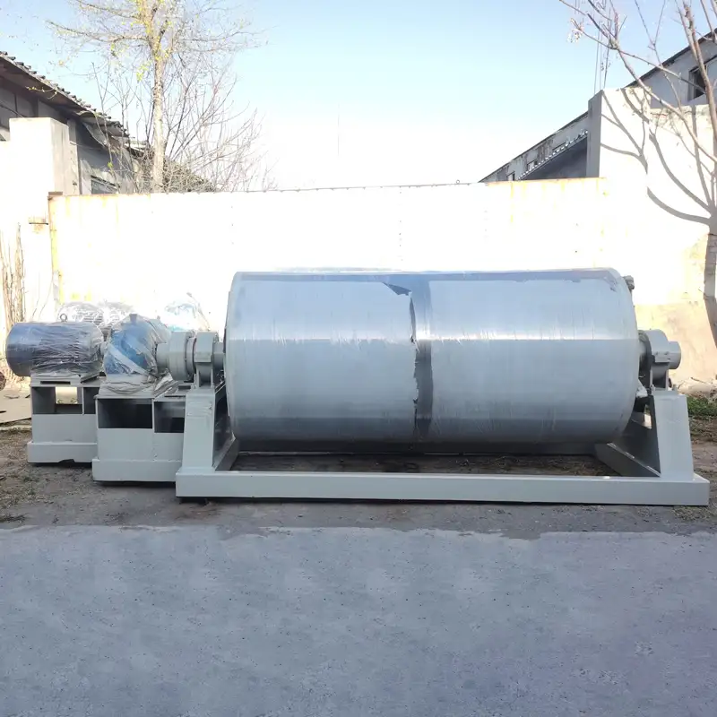 Internal cooling type ball mill