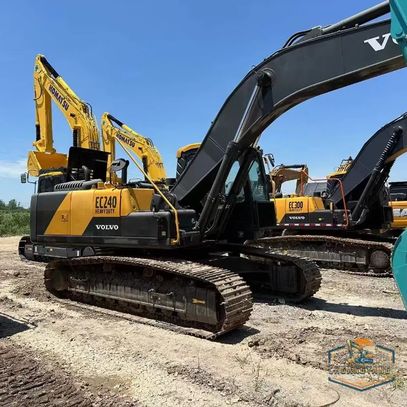 Used Origianl VOLVO 240 Excavator