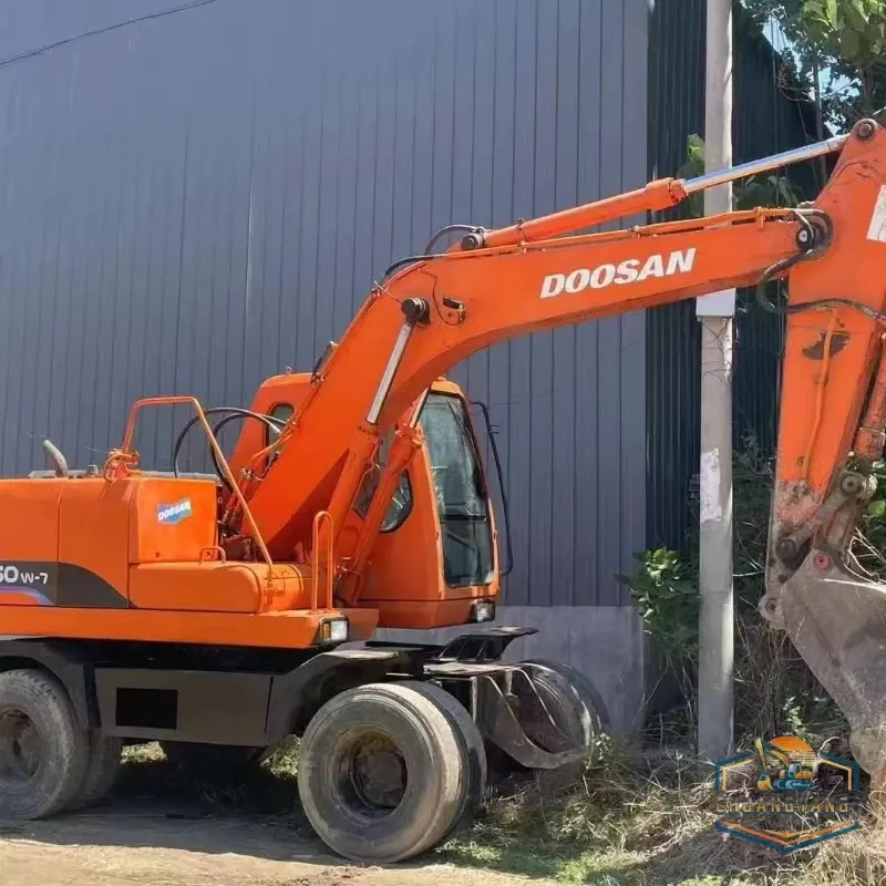 Used Origianl DOOSAN 150 Wheel Excavator