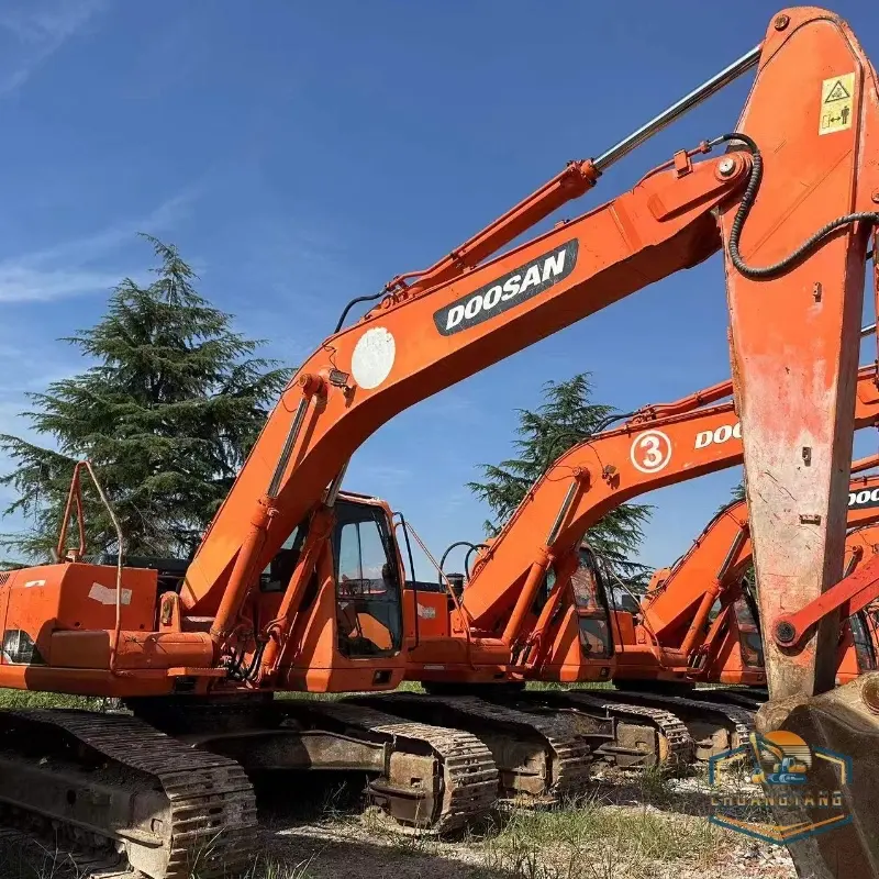 Used Origianl DOOSAN 225-7 Excavator