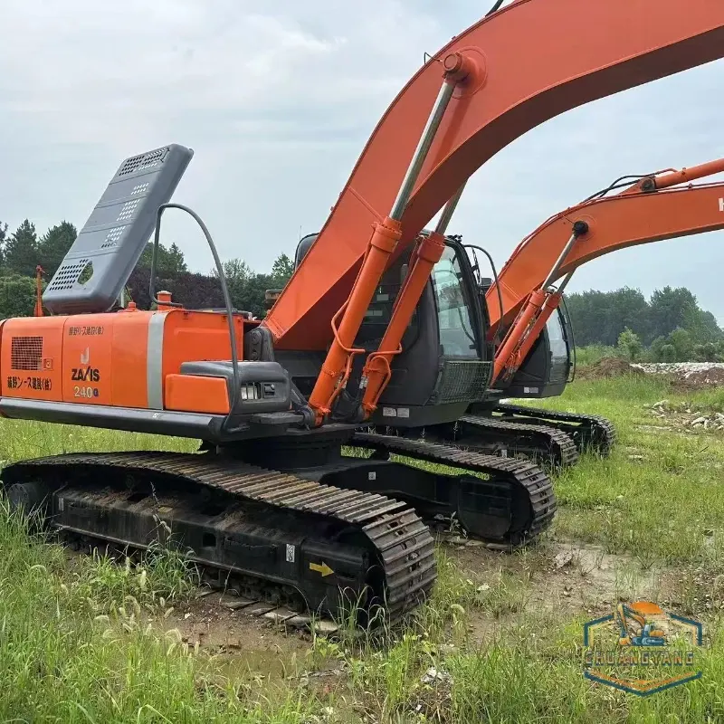 Used Original HITACHI 240-3G Excavator