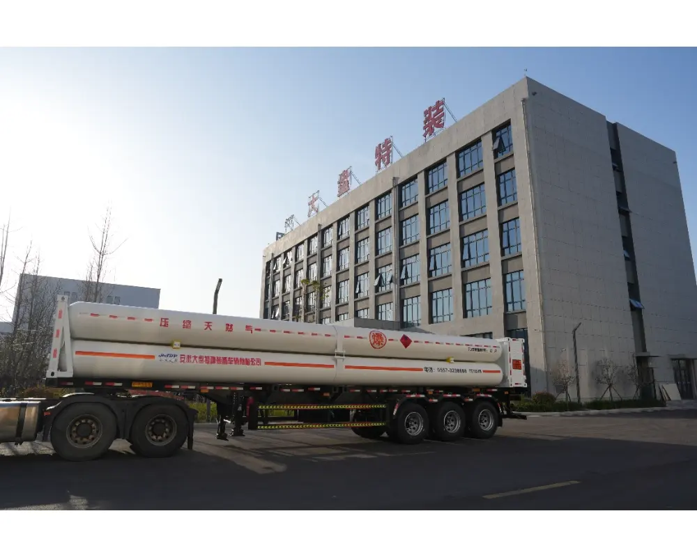 TubeTrailer-Pro-High-Capacity-Gas-Transport-Redefined